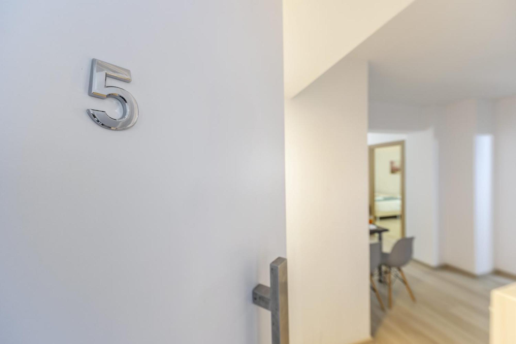 C-Premium Apts 100M From Beach And City Centre Lárnaka Kültér fotó