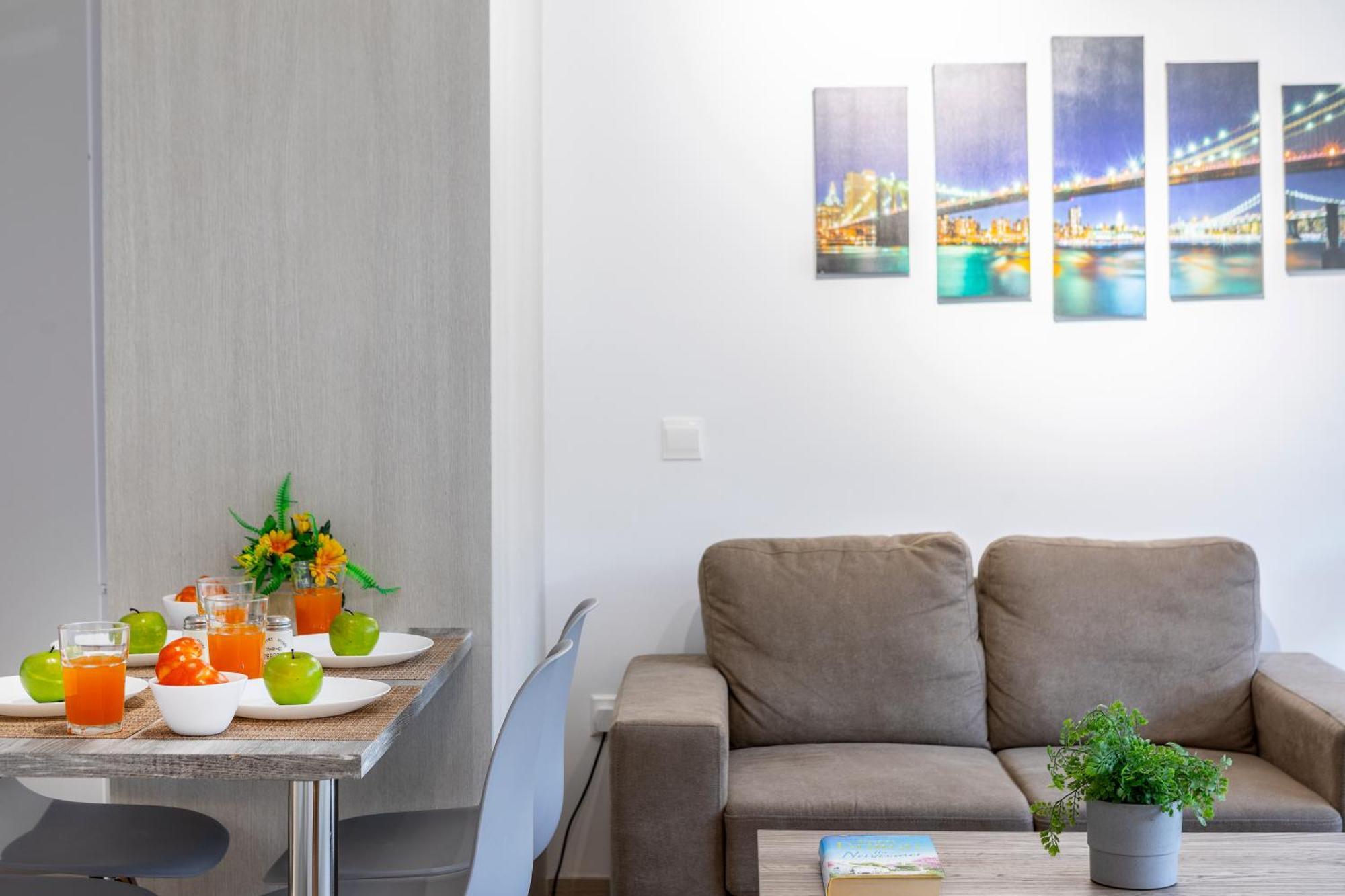 C-Premium Apts 100M From Beach And City Centre Lárnaka Kültér fotó