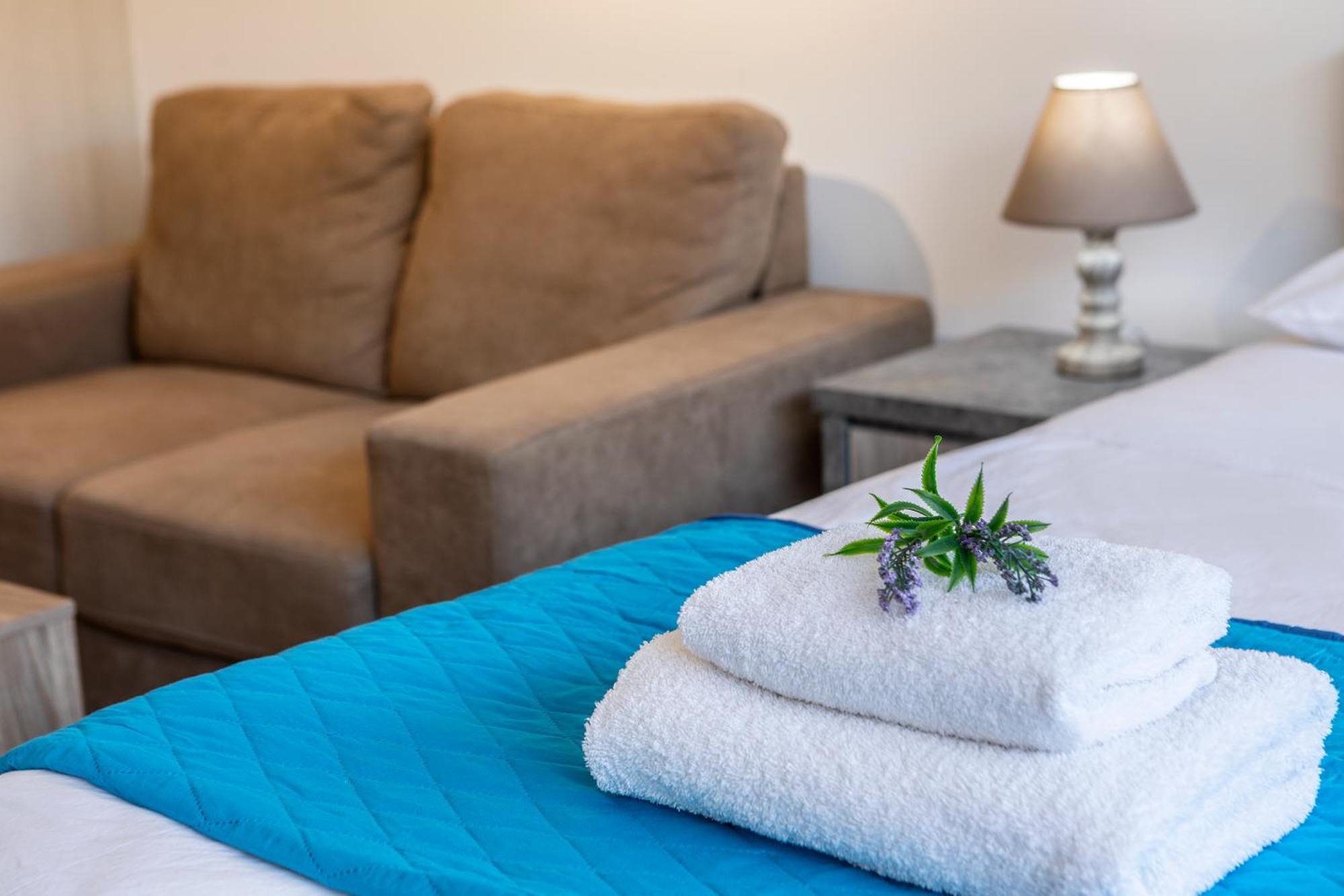 C-Premium Apts 100M From Beach And City Centre Lárnaka Kültér fotó
