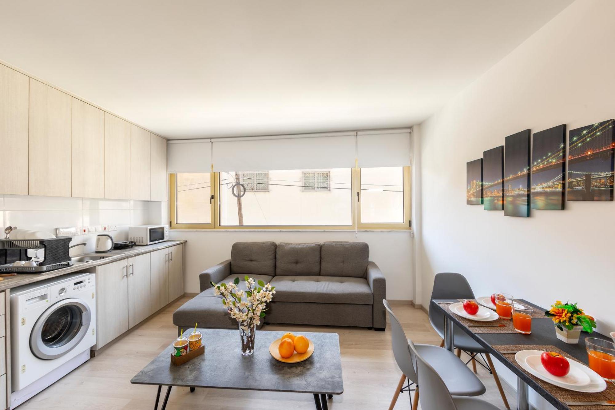 C-Premium Apts 100M From Beach And City Centre Lárnaka Kültér fotó