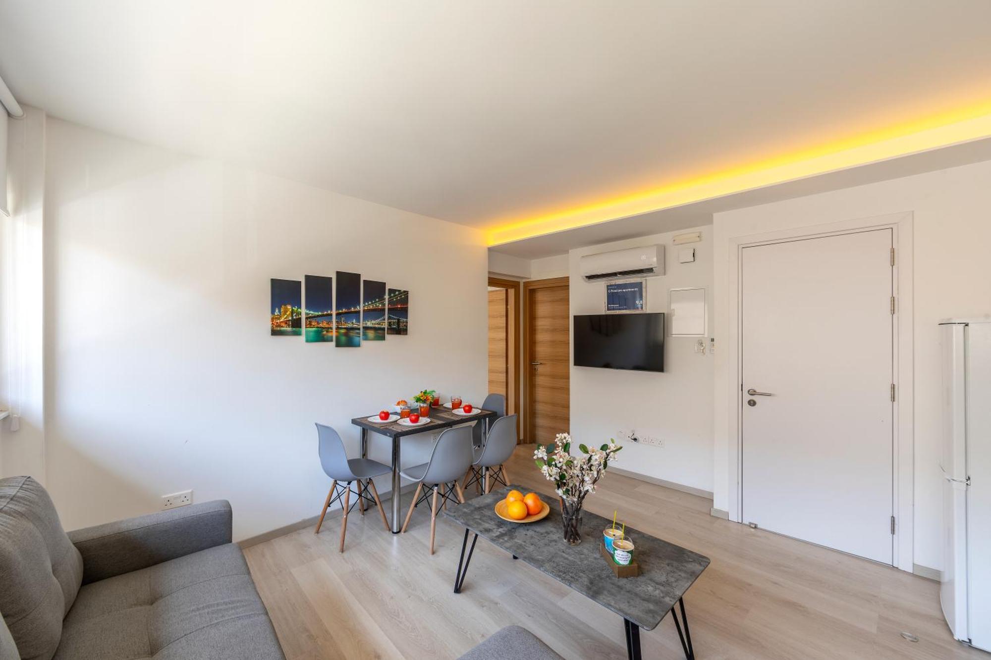 C-Premium Apts 100M From Beach And City Centre Lárnaka Kültér fotó