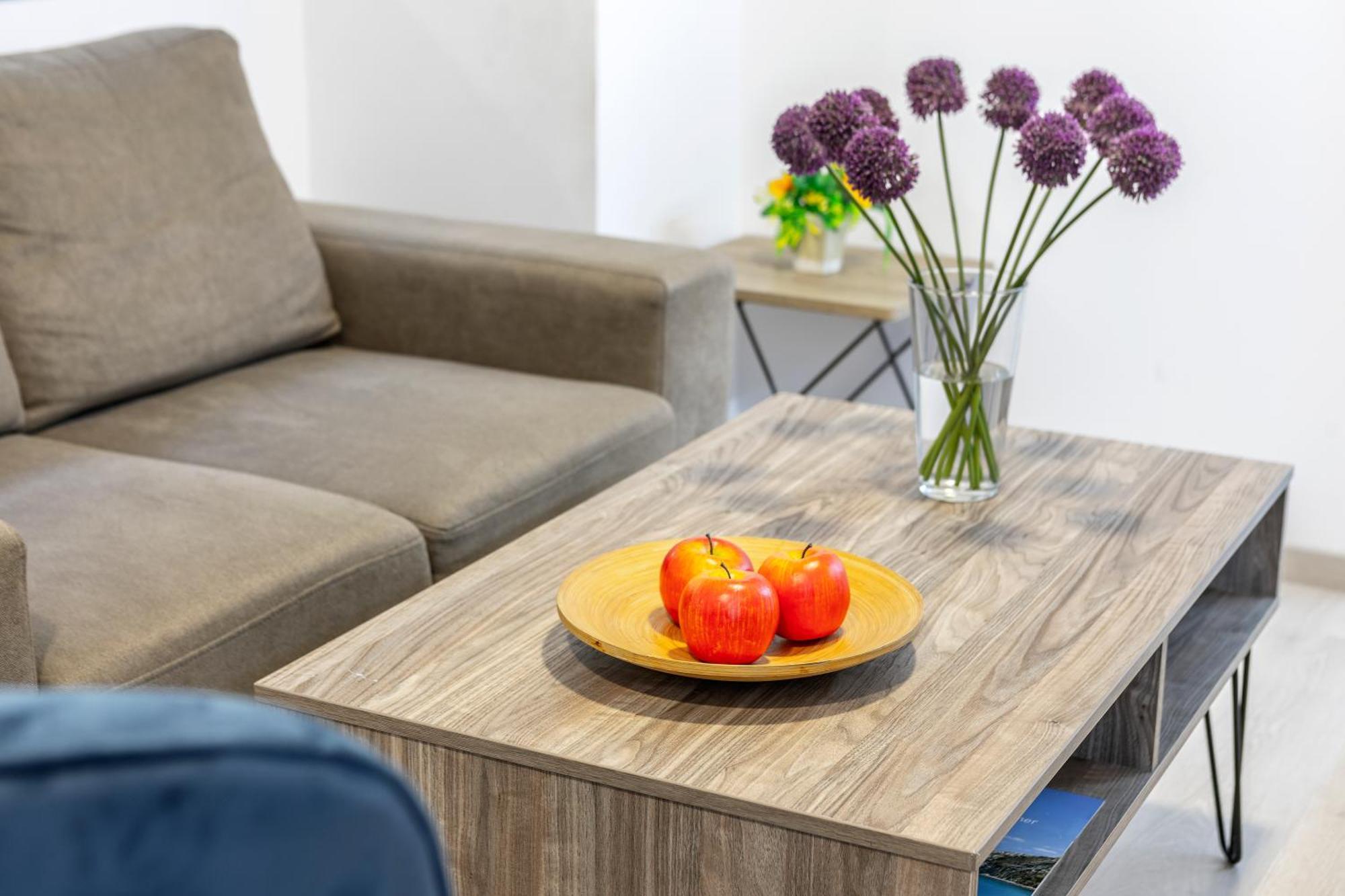 C-Premium Apts 100M From Beach And City Centre Lárnaka Kültér fotó