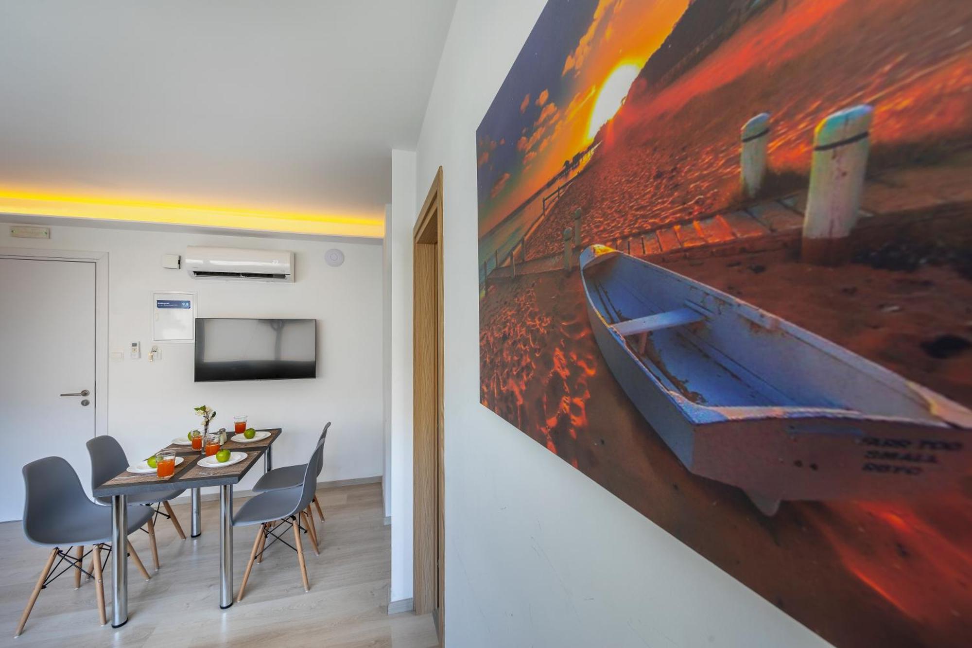 C-Premium Apts 100M From Beach And City Centre Lárnaka Kültér fotó